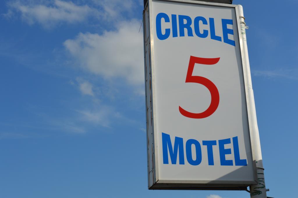 Circle 5 Motel Olds Zewnętrze zdjęcie